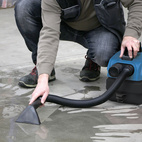 Våt- och torrdammsugare, 7,5 l, inkl två batterier