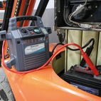 Startbooster 12/24 V 4500A